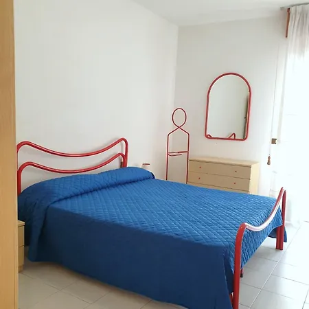 Delightful Seaside Flat With Ac - Beahost Daire *