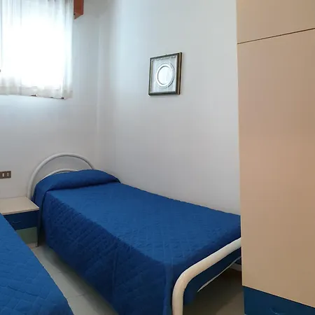 Delightful Seaside Flat With Ac - Beahost דירה